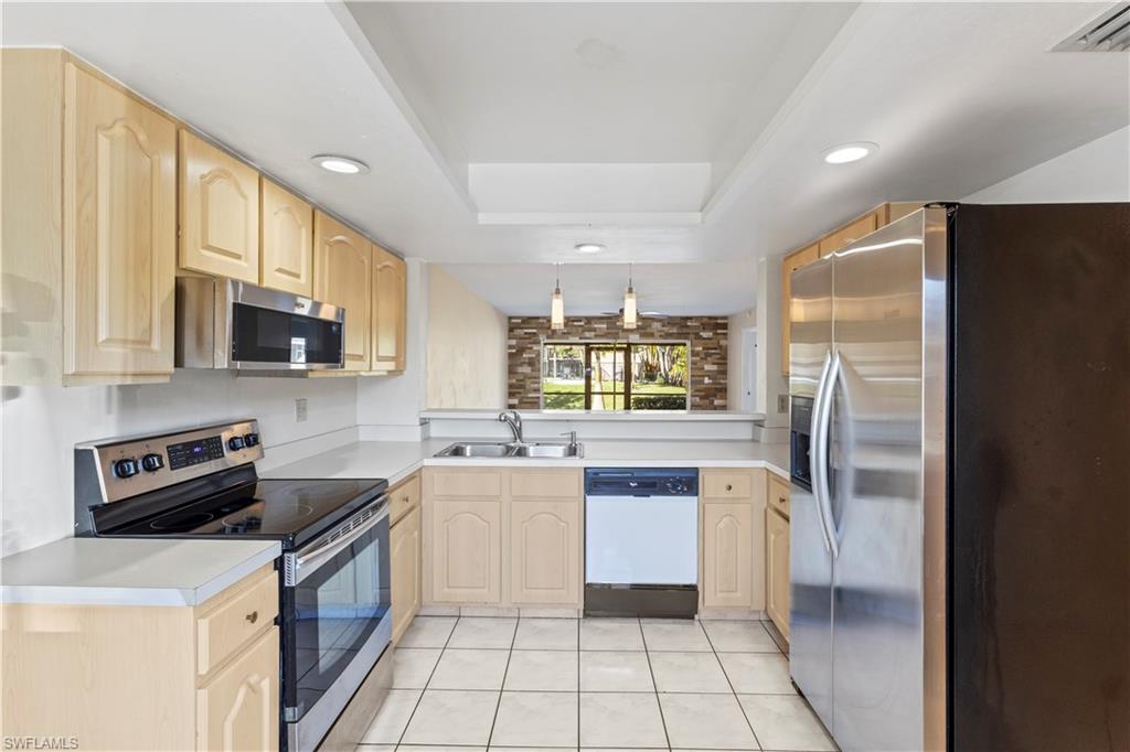 BROOK PINES - Residential