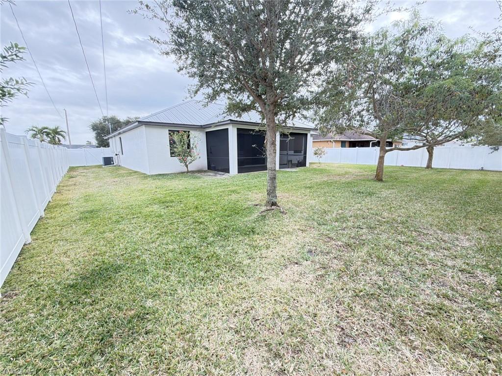 CAPE CORAL - Residential