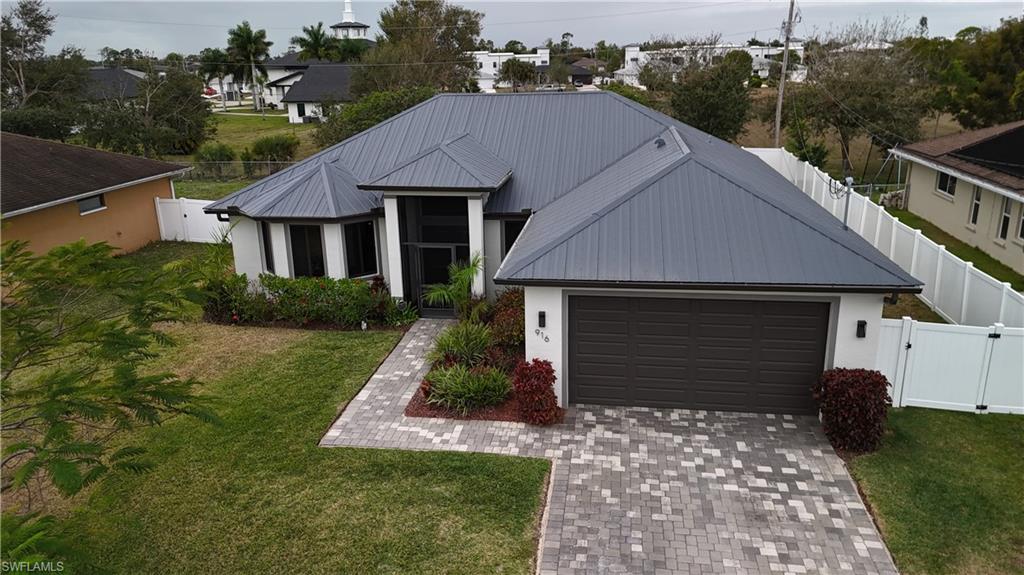 CAPE CORAL - Residential