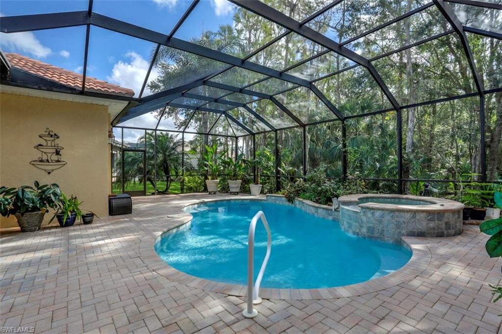 HUNTERS RIDGE - Residential