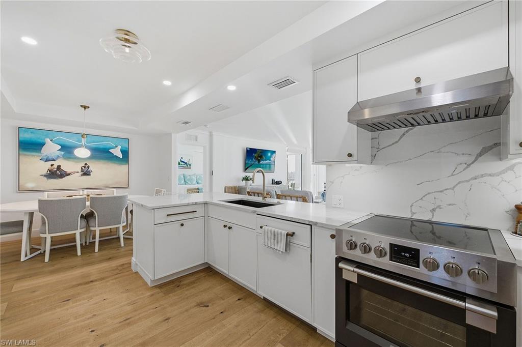 COLONY GARDENS - Residential