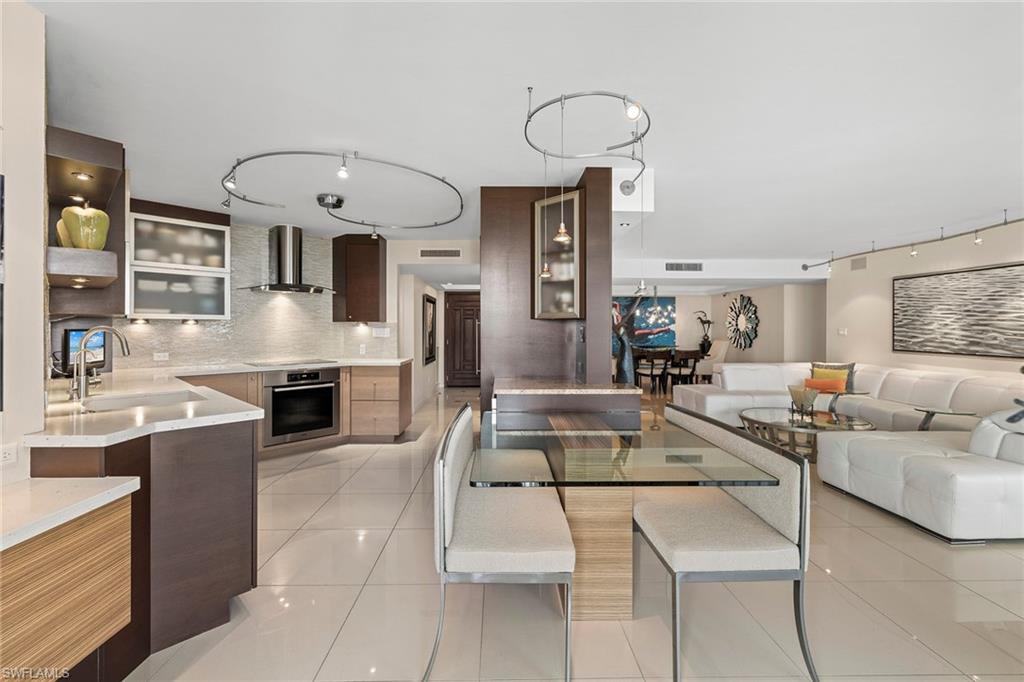 ESPLANADE CLUB - Residential