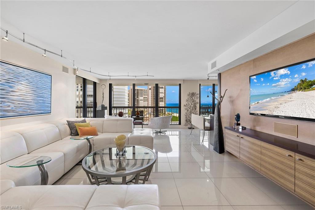 ESPLANADE CLUB - Residential