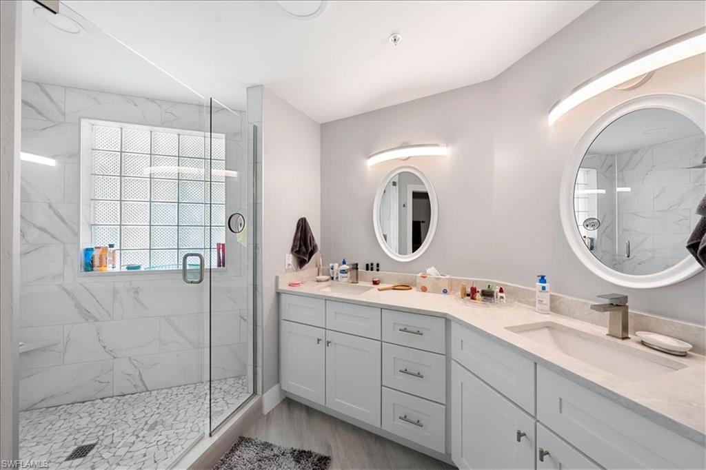 SILVER OAKS - Residential