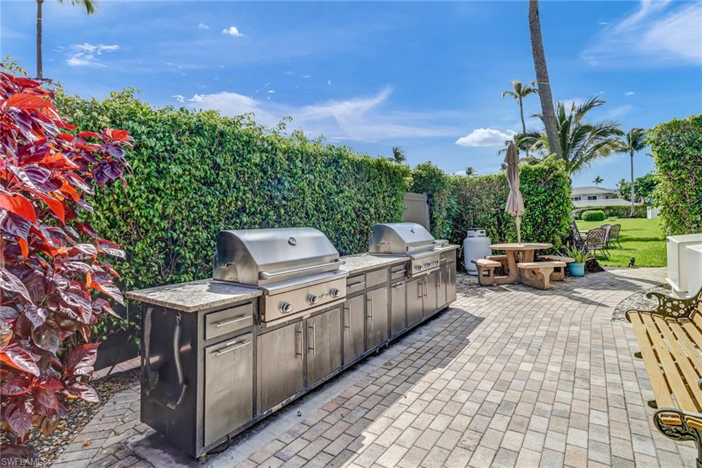 HARBORSIDE WEST - Residential Lease