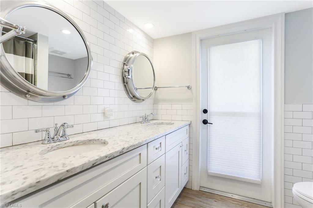 AQUALANE SHORES - Residential