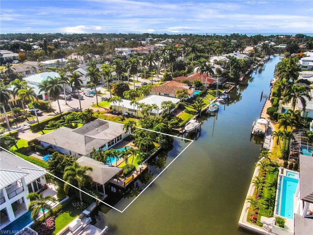 AQUALANE SHORES - Residential