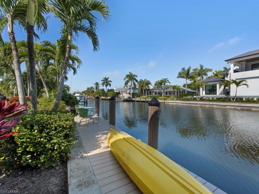 AQUALANE SHORES - Residential