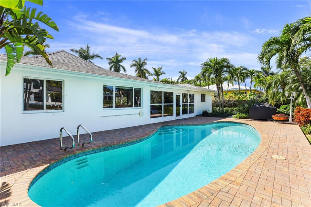 AQUALANE SHORES - Residential