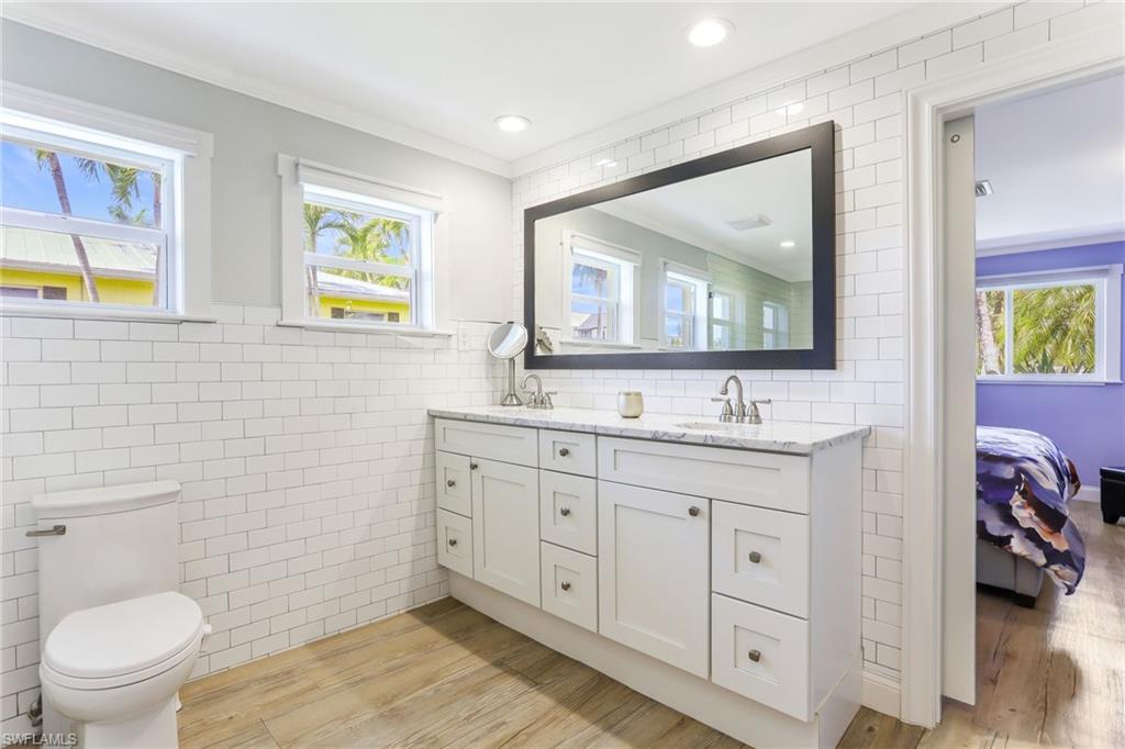 AQUALANE SHORES - Residential