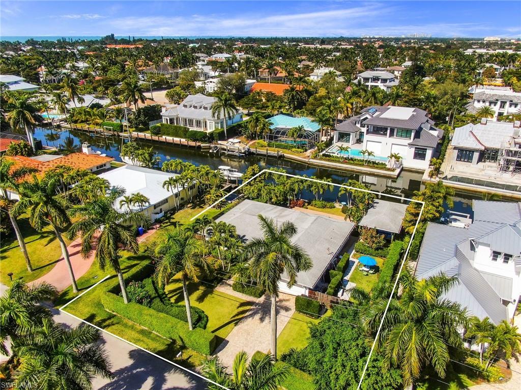 AQUALANE SHORES - Residential