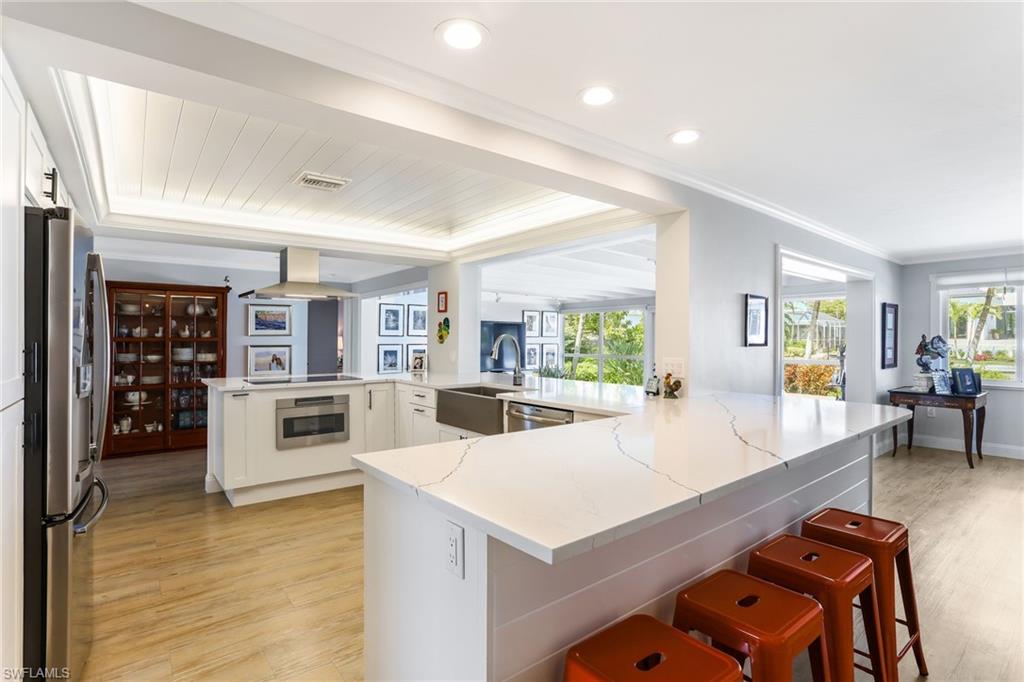 AQUALANE SHORES - Residential