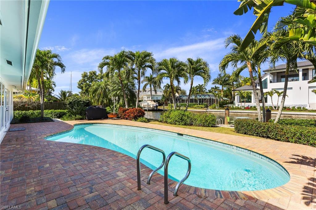 AQUALANE SHORES - Residential