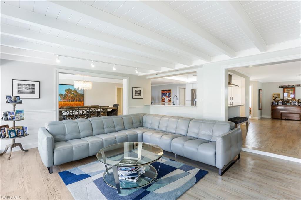 AQUALANE SHORES - Residential