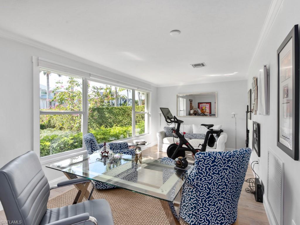 AQUALANE SHORES - Residential