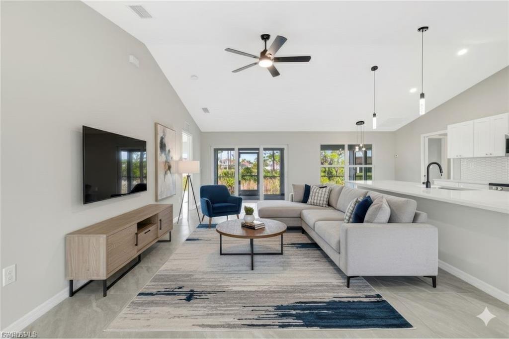 CAPE CORAL - Residential