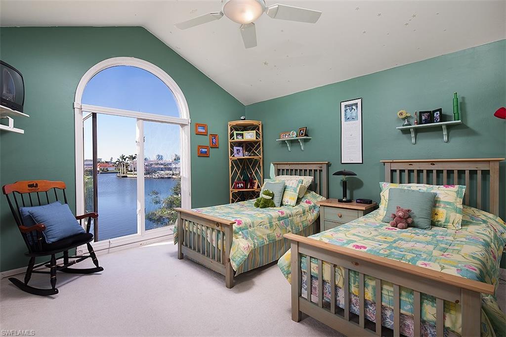 PARK SHORE - Residential