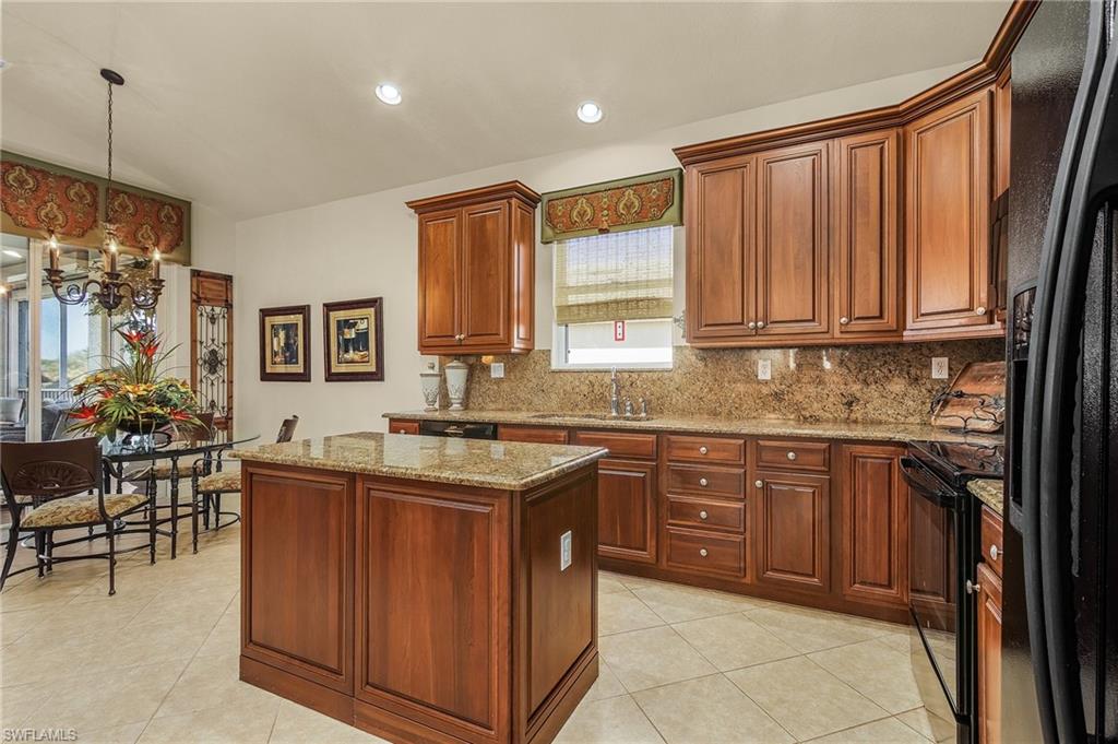 THE ENCLAVE - Residential