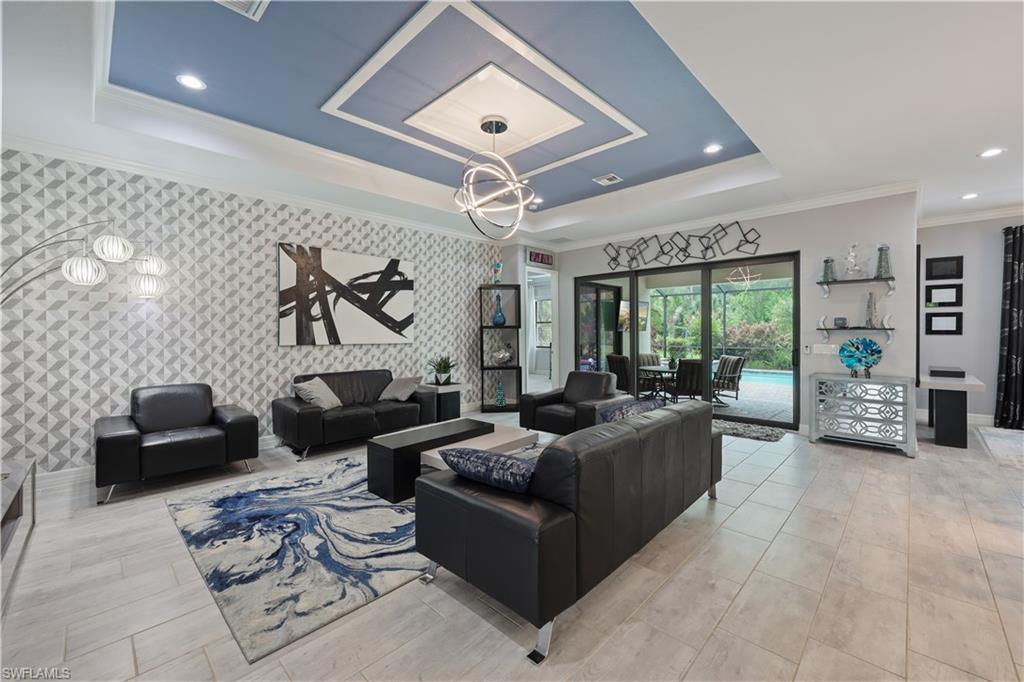 LAMORADA - Residential Lease