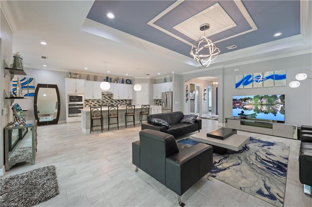 LAMORADA - Residential Lease