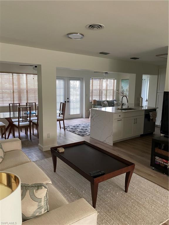 COQUINA SANDS - Residential Lease