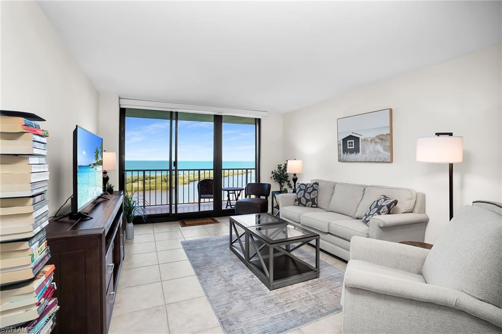 440 Seaview CT 1602