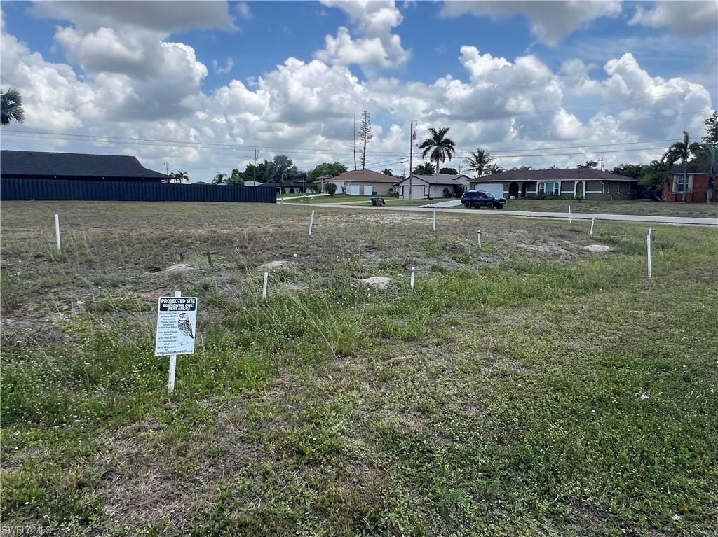CAPE CORAL - Land