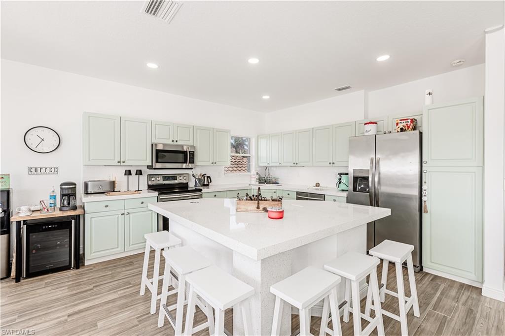 MARCO ISLAND - Residential