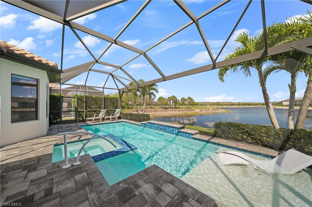 ESPLANADE - Residential