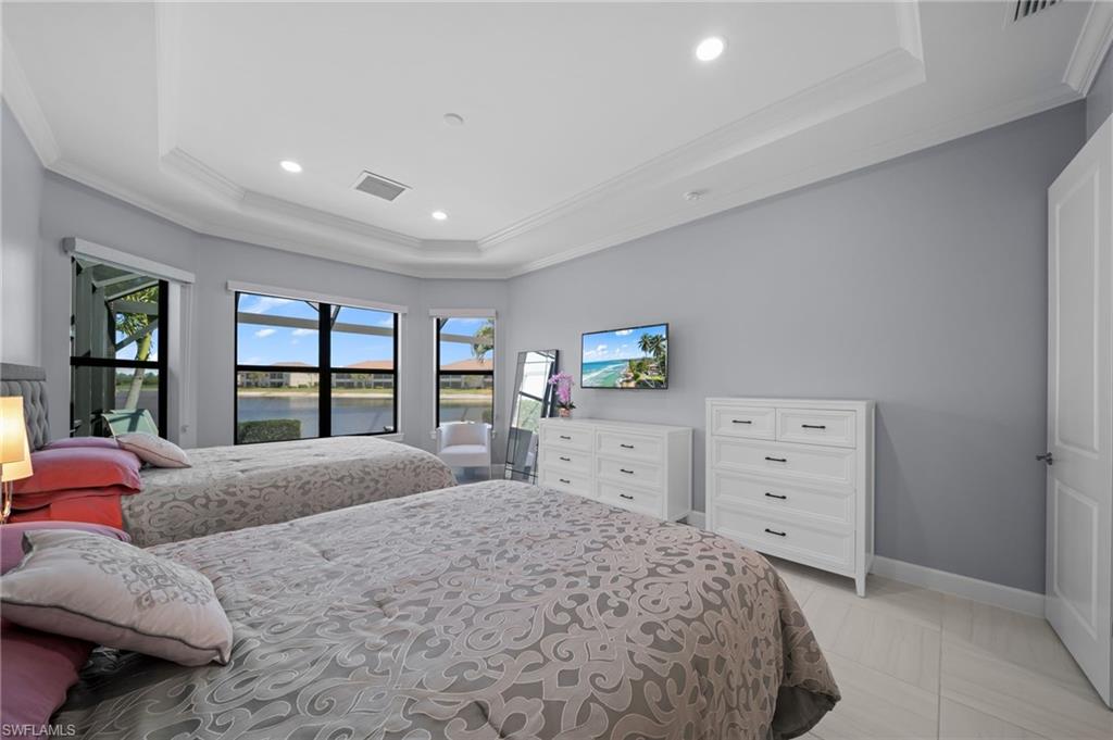 ESPLANADE - Residential