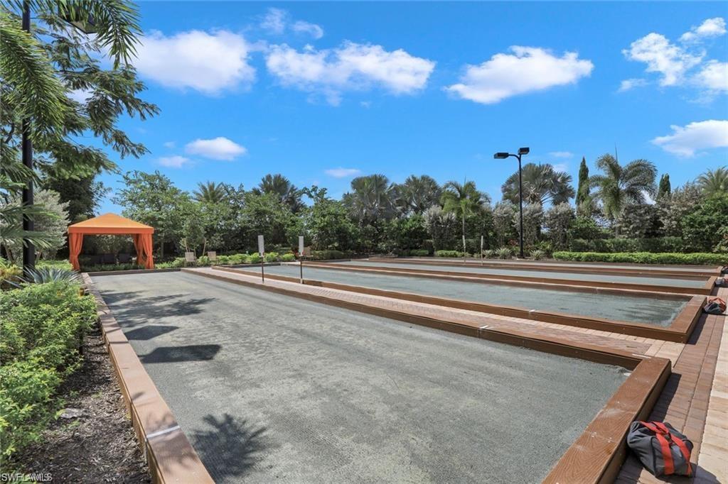 ESPLANADE - Residential