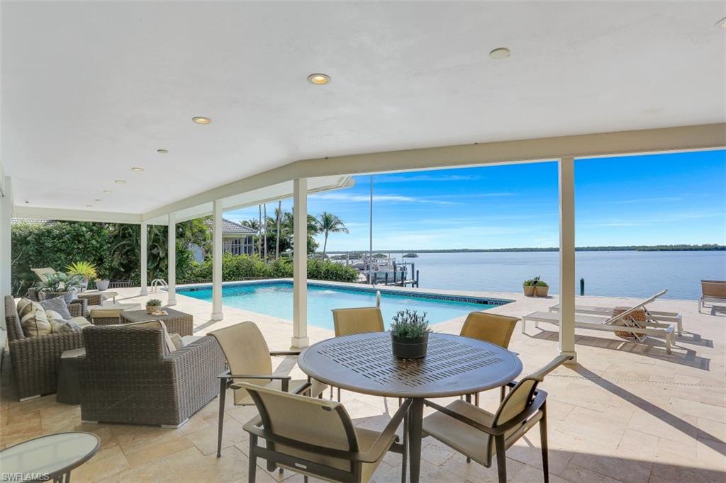 MARCO BEACH - Residential