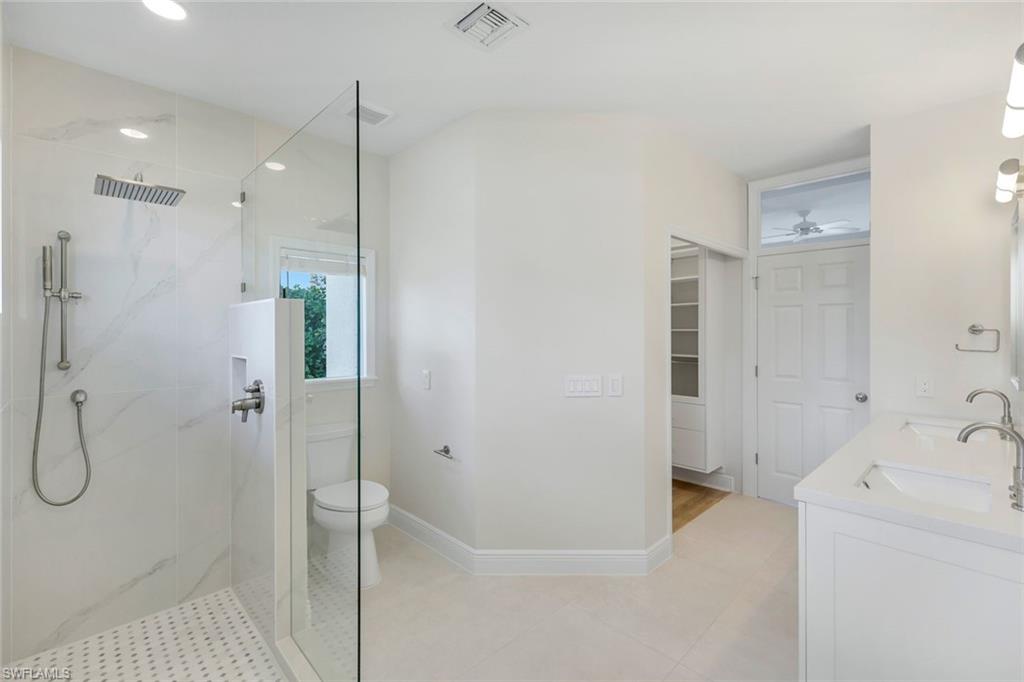 MARCO BEACH - Residential