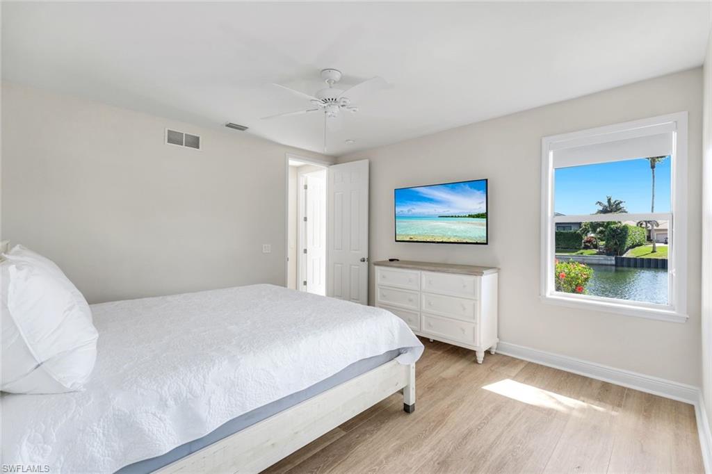 MARCO BEACH - Residential