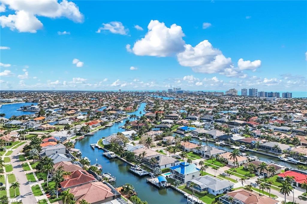 MARCO BEACH - Residential