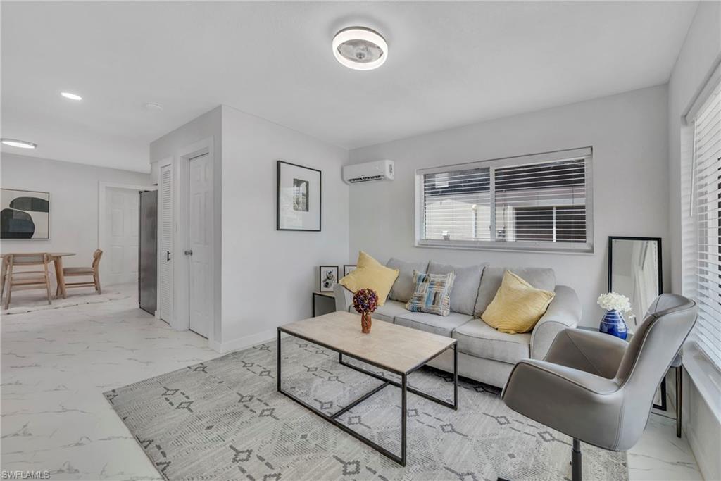 LOVEJOY PARK - Residential