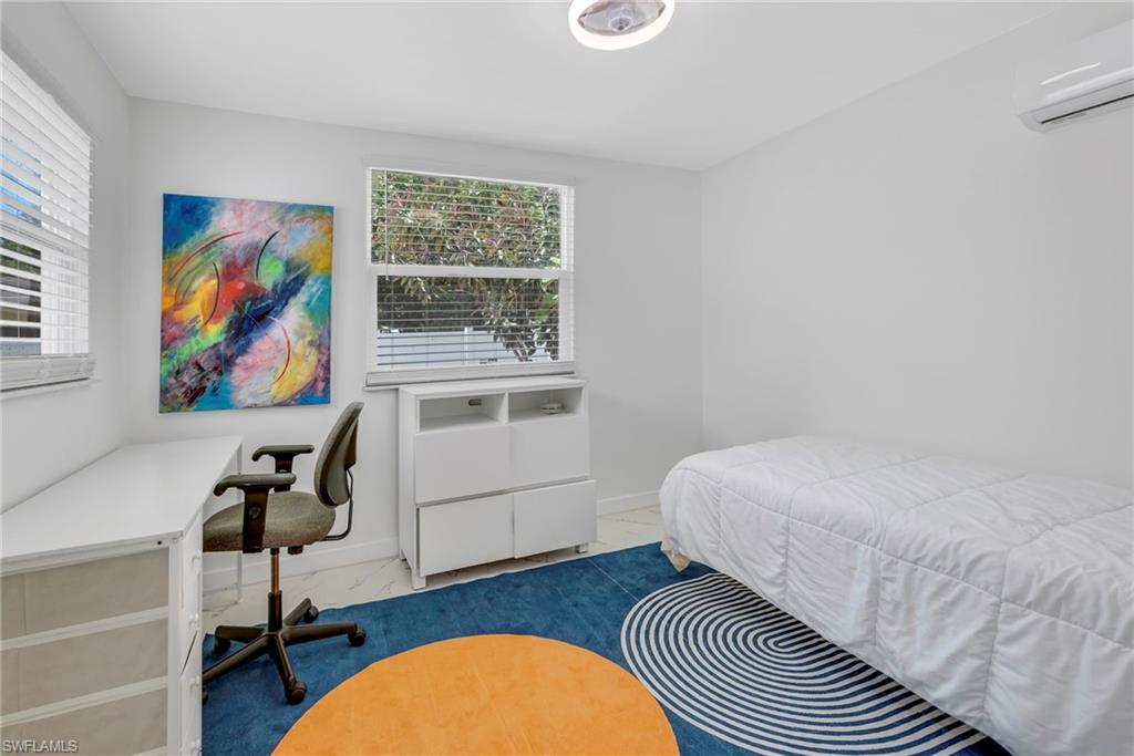 LOVEJOY PARK - Residential