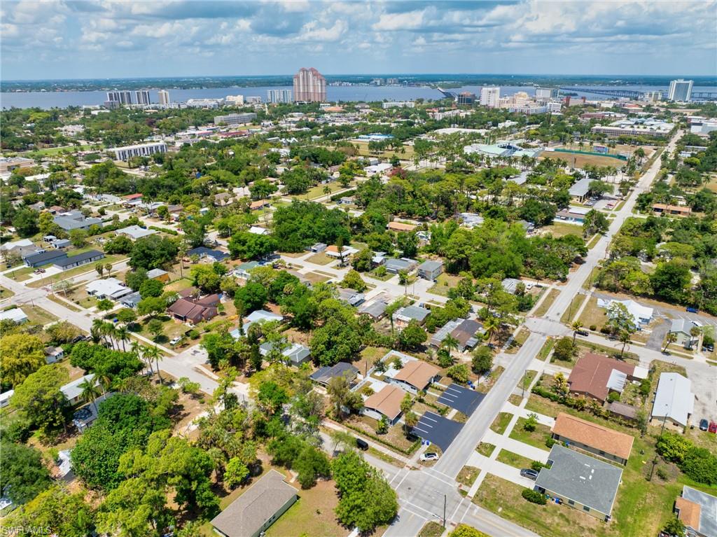 LOVEJOY PARK - Residential