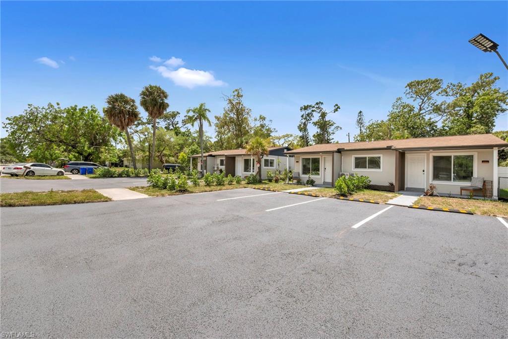 LOVEJOY PARK - Residential