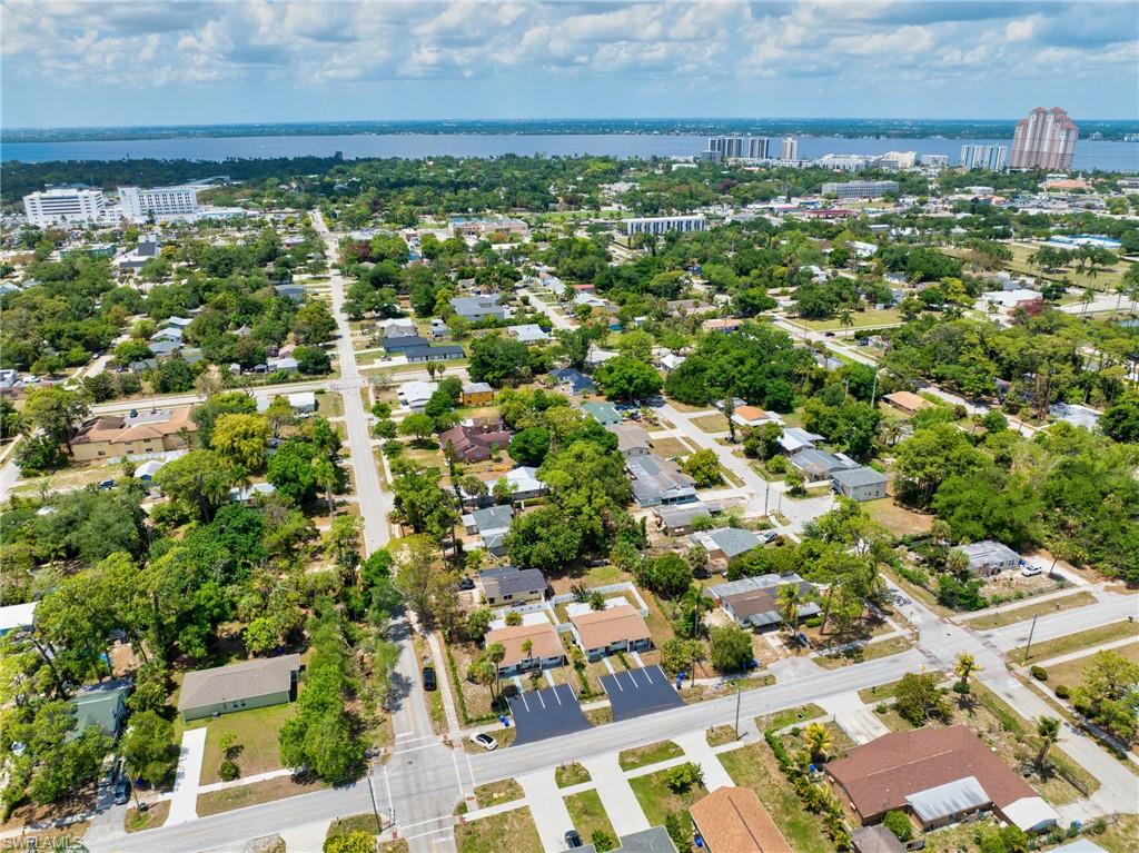 LOVEJOY PARK - Residential