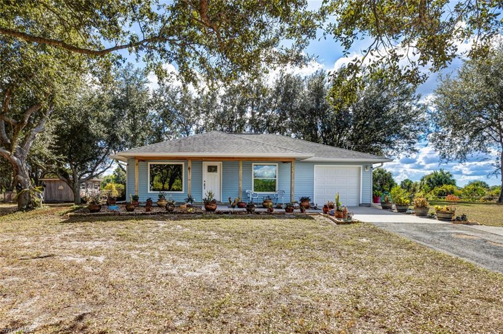 GOLDEN GATE ESTATES - Residential