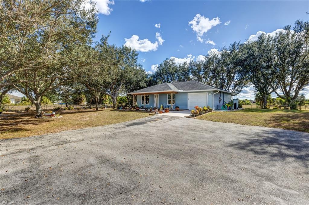 GOLDEN GATE ESTATES - Residential