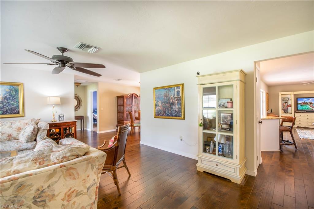 ISLAND PARK WOODLANDS - Residential