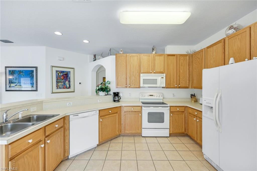 CALUSA PALMS - Residential Lease