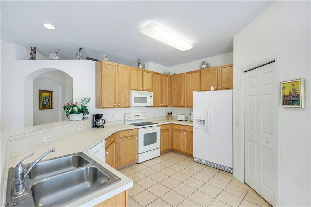 CALUSA PALMS - Residential Lease