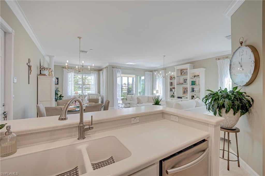 HAMPTON VILLAGE - Residential