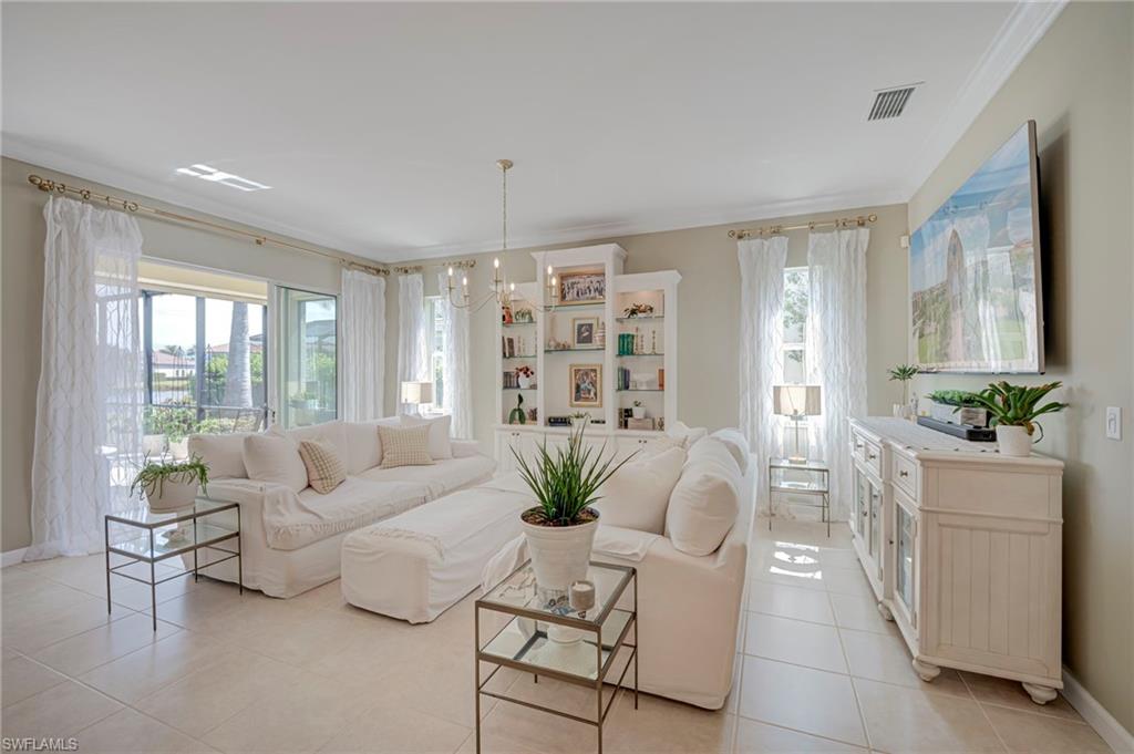 HAMPTON VILLAGE - Residential