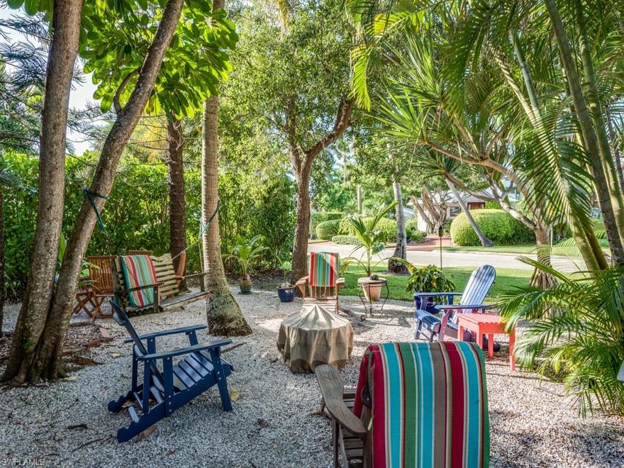 Wonderful location, South of 5th Avenue S. and West of 3rd Street S.   A brilliant Builder/Developer Opportunity in the heart of the Old Naples Historical District - truly an amazing development site to acquire in Old Naples!!