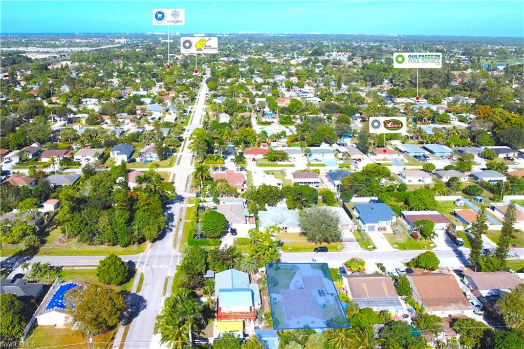 NAPLES MANOR - Residential