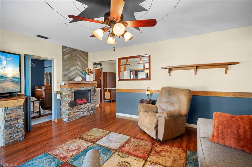 BAYSHORE GARDENS - Residential